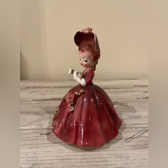 Vintage Arnart Cherchez La Femme Figurine Lady Dress /w Roses #7616 Japan 1950 - Picture 2 of 8